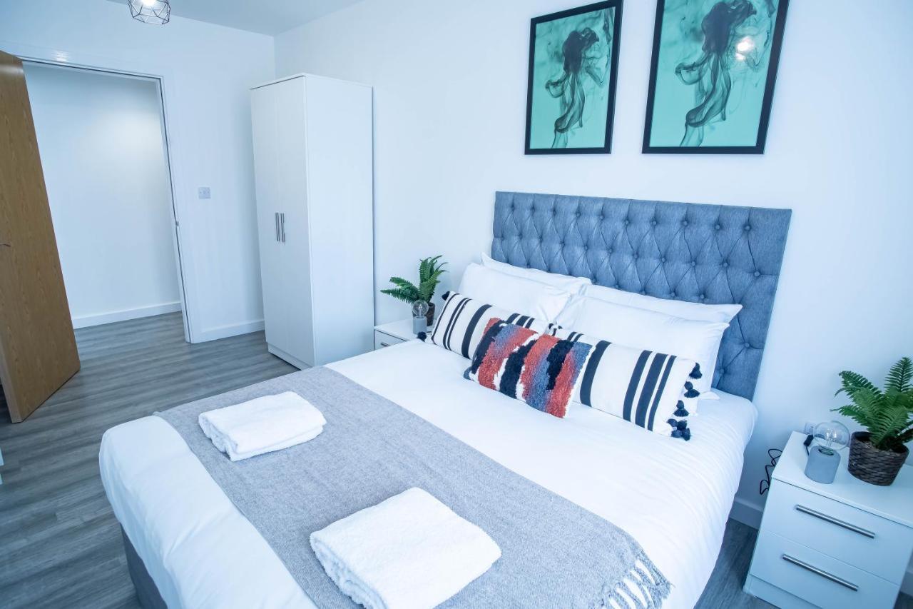 Luxury Apartments Available Next To Train Station - The Wallgate Apartments Wigan - Free Parking Zewnętrze zdjęcie