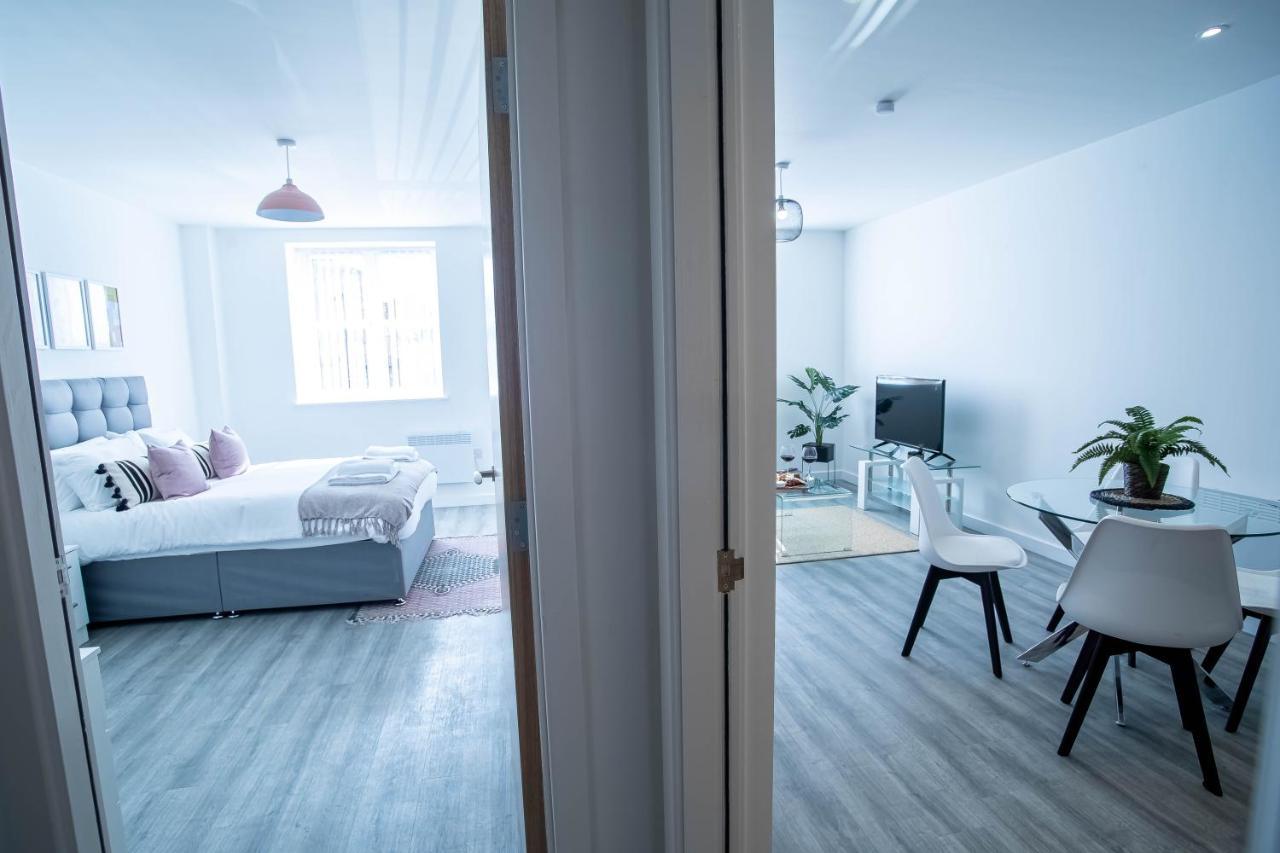 Luxury Apartments Available Next To Train Station - The Wallgate Apartments Wigan - Free Parking Zewnętrze zdjęcie