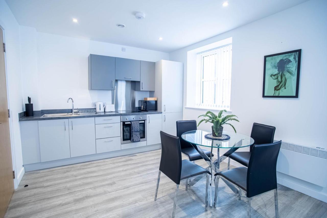 Luxury Apartments Available Next To Train Station - The Wallgate Apartments Wigan - Free Parking Zewnętrze zdjęcie