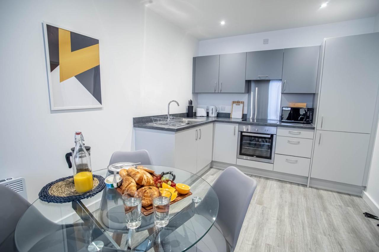 Luxury Apartments Available Next To Train Station - The Wallgate Apartments Wigan - Free Parking Zewnętrze zdjęcie